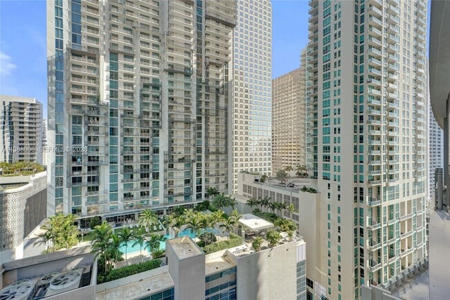 Building Photo - 300 Biscayne Blvd Way