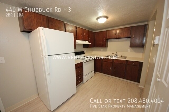 Building Photo - Charming Apartment in Chubbuck! Visit rent...