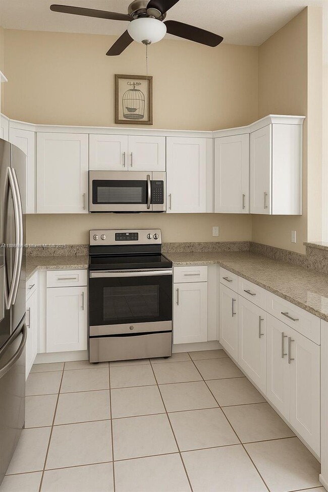 Building Photo - 11077 Sacco Dr