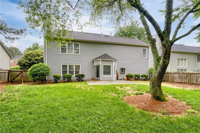 Building Photo - 355 Lamme Chase