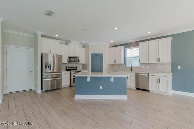 Building Photo - 258 Thistleton Wy