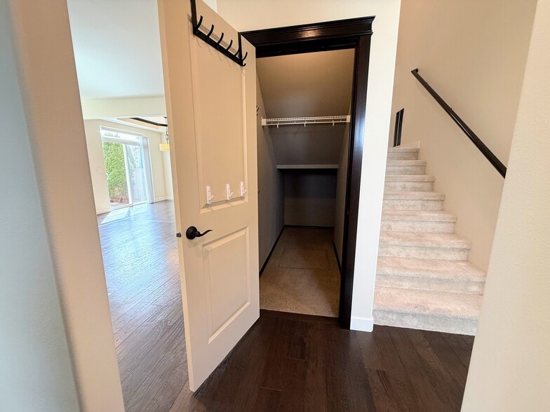 Building Photo - 3415 189th Pl SE