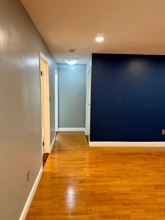 Building Photo - 152 Linebrook Rd