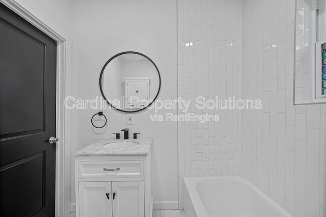 Building Photo - 433 Dorchester Ave