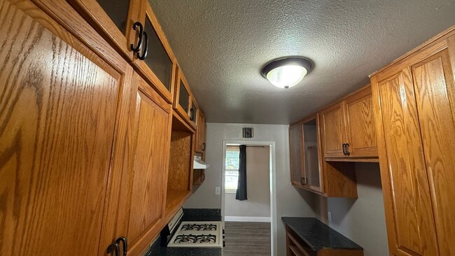 Building Photo - Must See: Charming 1-Bed, 1-Bath Home with...