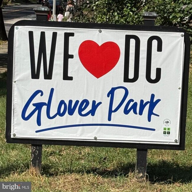 Building Photo - 2134 Wisconsin Ave NW