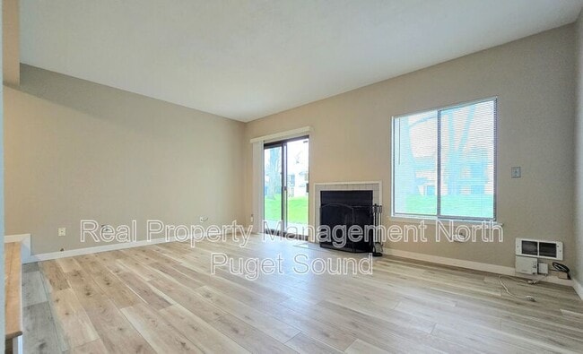 Building Photo - 4817 76th St NE