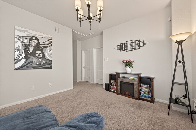 Building Photo - 23639 Buttress Root Dr