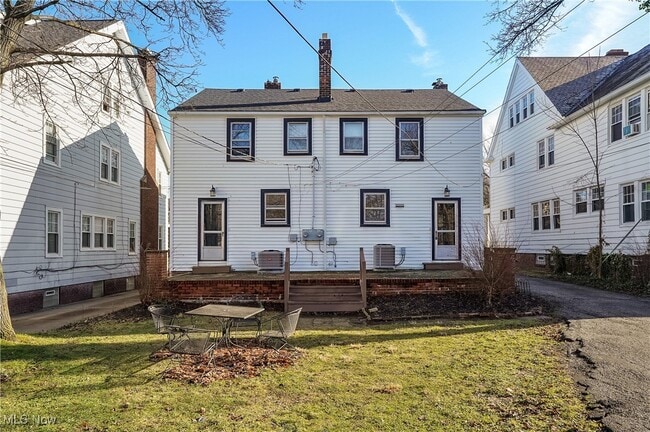 Building Photo - 2292 S Overlook Rd