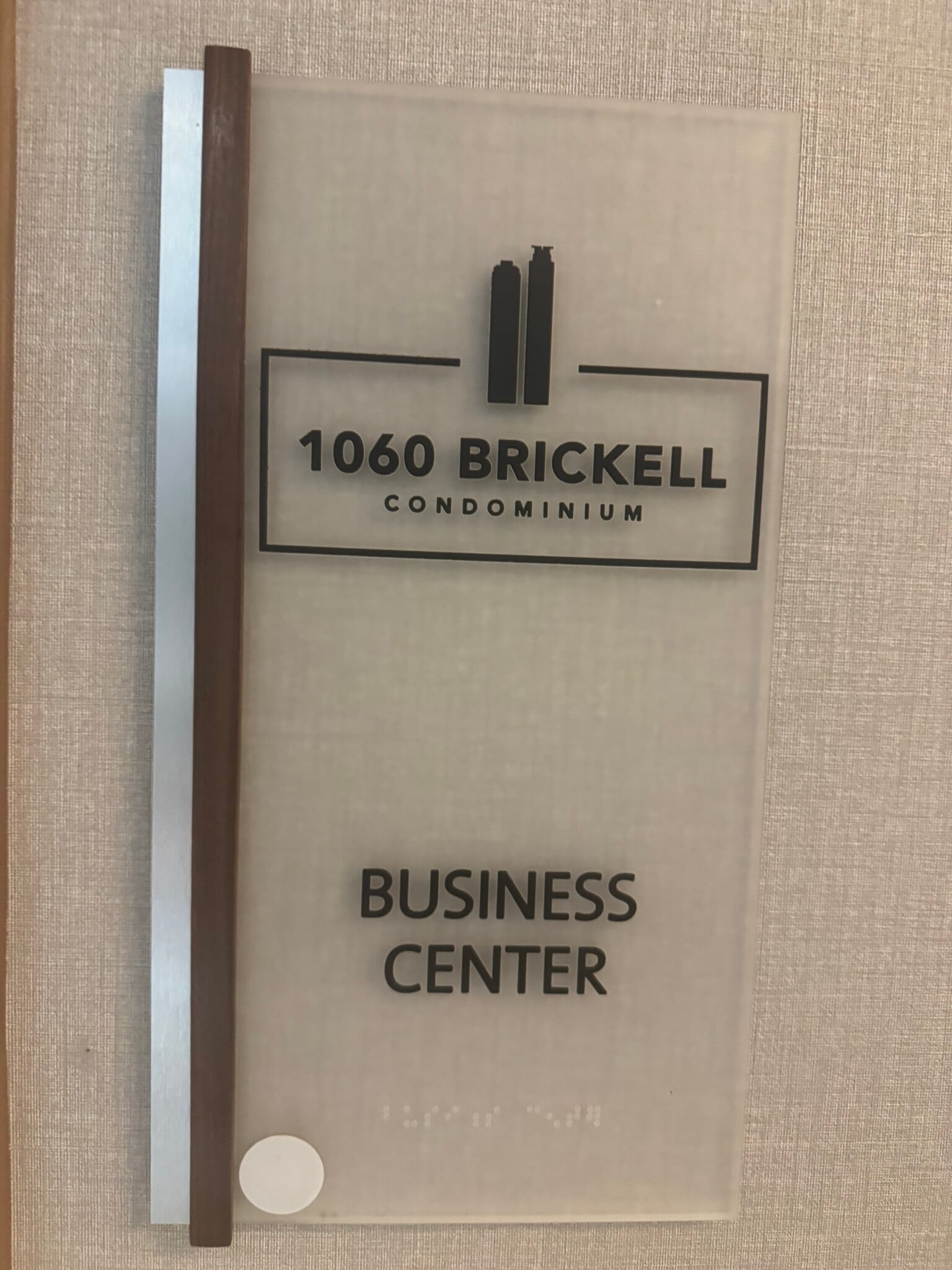 Building Photo - 1060 Brickell Ave