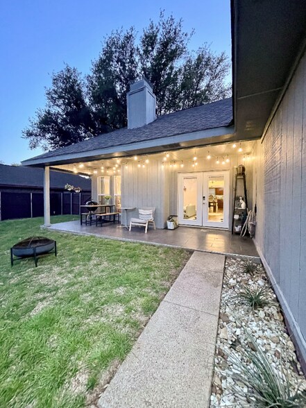 Building Photo - 3008 Osceola Dr