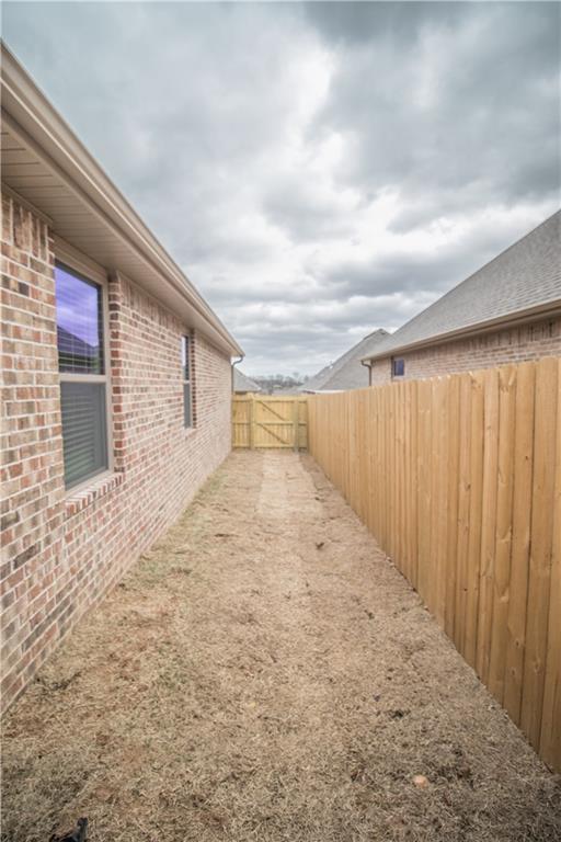 Building Photo - 4205 SW Pawhuska St