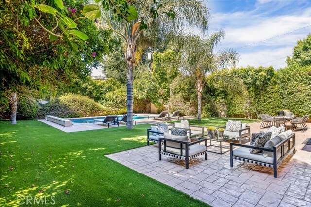 Building Photo - 16659 Addison St