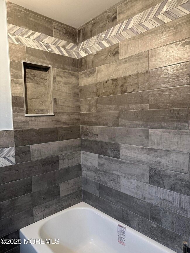 Building Photo - 340 Myrtle Ave