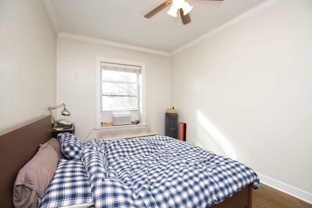 Building Photo - 2151 N Fremont St