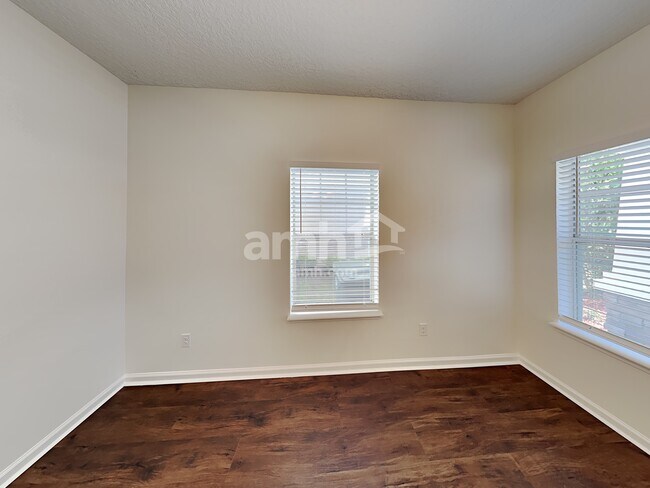Building Photo - 6243 Pendragon Pl