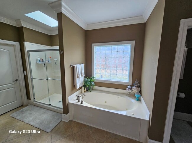 Building Photo - 3204 Ashlar Trail SE
