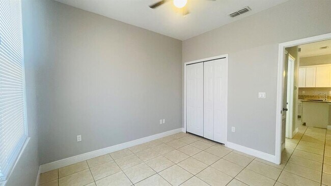 Building Photo - 1589 Cumin Dr