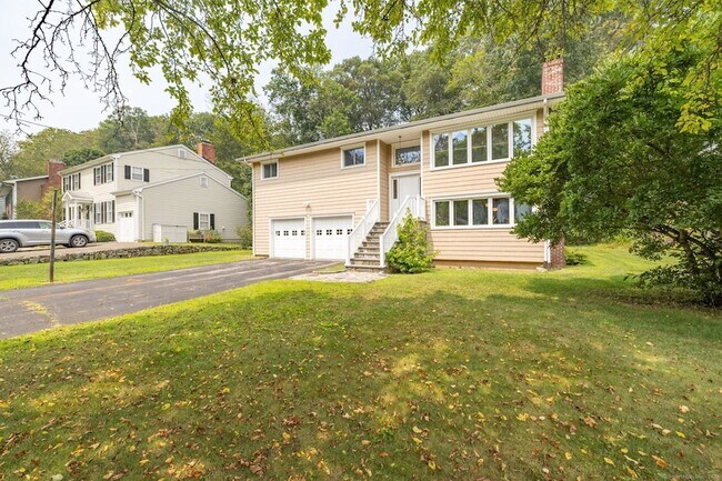 Building Photo - 37 Windsor Ln