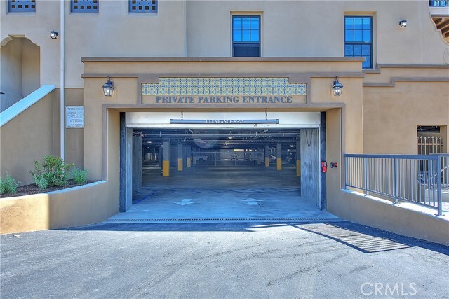 Building Photo - 501 W Foothill Blvd