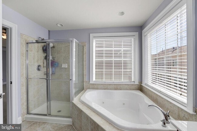 Building Photo - 43583 White Cap Terrace