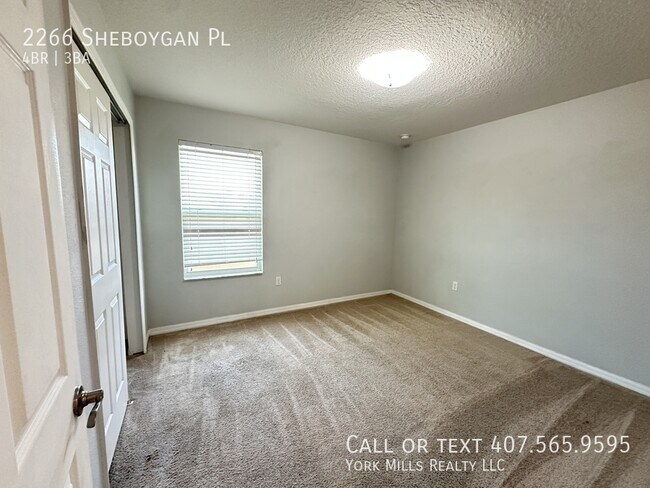 Building Photo - 2266 Sheboygan Pl