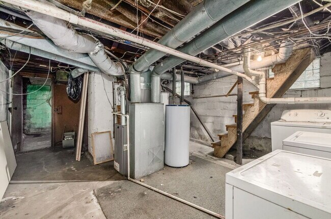 Building Photo - 1518 Worthington St