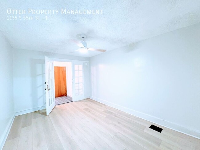 Building Photo - 1135 S 55th St