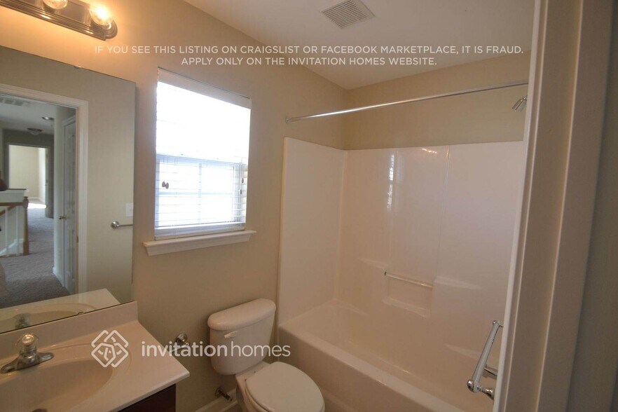 Building Photo - 8502 Suttonview Dr