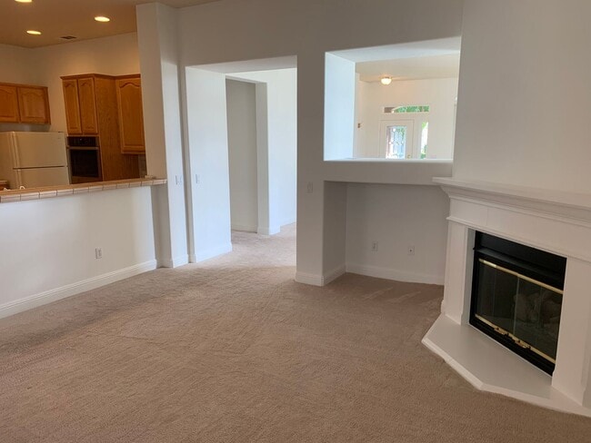 Building Photo - Beautiful Brentwood Summerset 4 Home (55+ living) - 2 Bedroom, 2 Bath