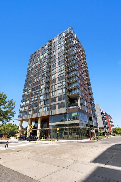Building Photo - 10232 NE 10th St