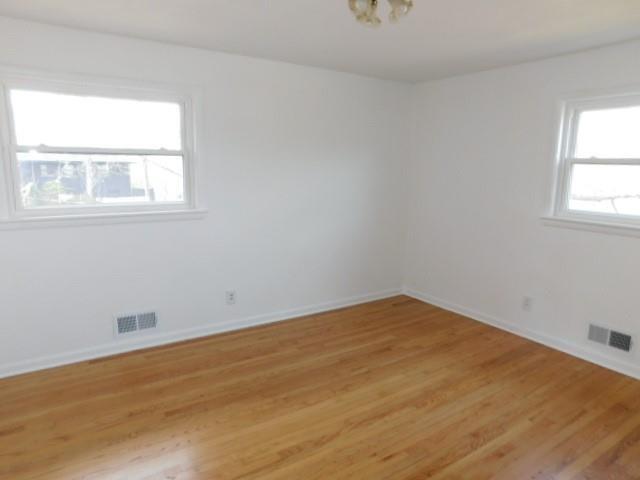 Building Photo - 2407 Summerland Dr