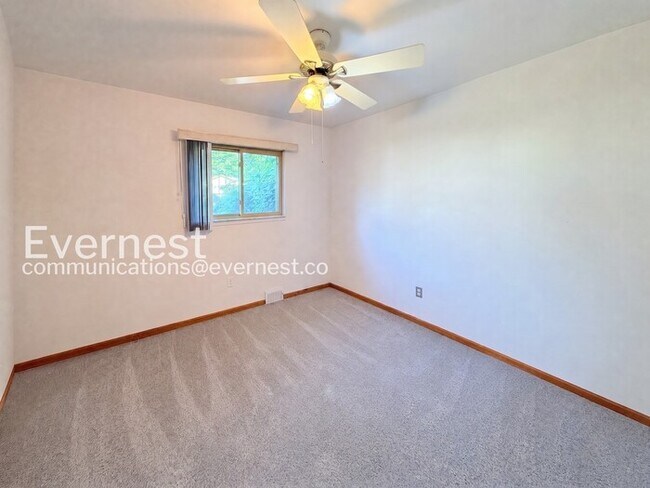 Building Photo - Modern 2-Bedroom, 2-Bath Home with Spacious Garage, Cozy Patio & Pet-Friendly Living – Available ...
