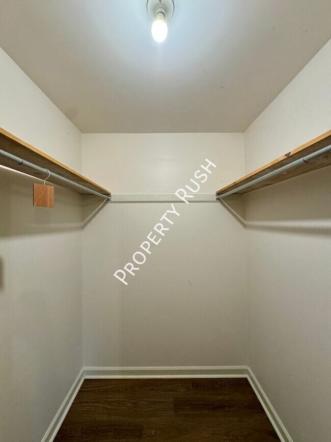 Building Photo - 6018 Champion Rd