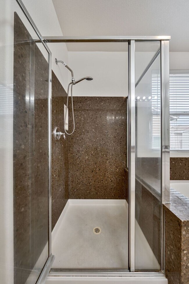 Building Photo - 2815 Tourbrook Way