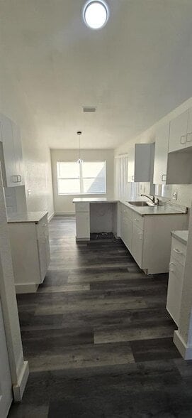 Building Photo - 5329 Kasper St