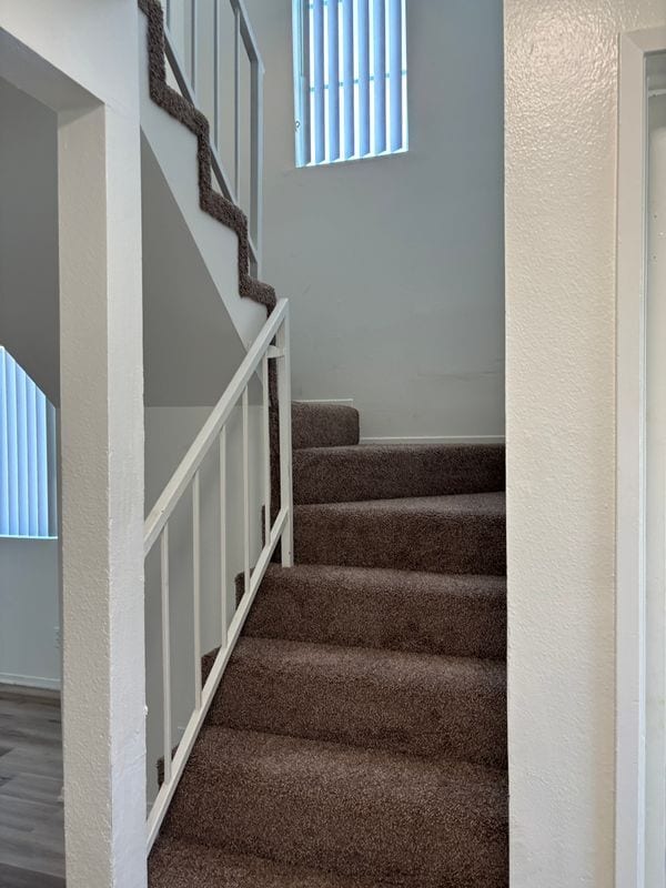 Building Photo - 6431 Los Robles Ave