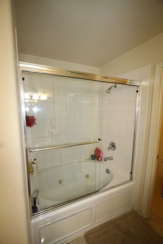 Primary Photo - 3 Bedroom Eagle River Home!