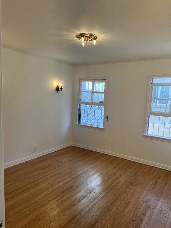 Building Photo - 4116-4120 Los Feliz Blvd