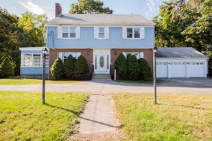 Building Photo - 1165 W Boylston St