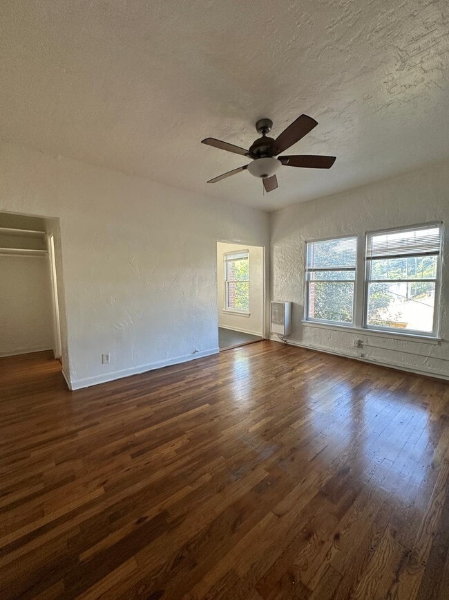 Building Photo - 1845 N Gramercy Pl