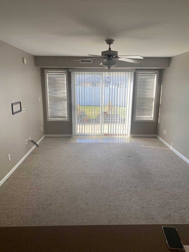 Building Photo - 14630 Euclid St