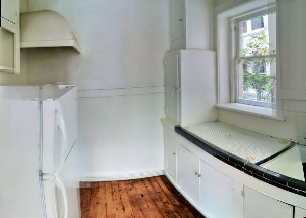 Building Photo - Top Floor Studio in the Community@ Carnegi...