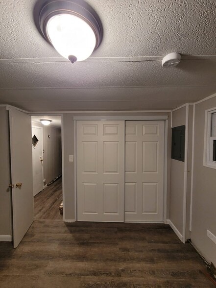 closet in master bedroom - 600 Pulis Ave