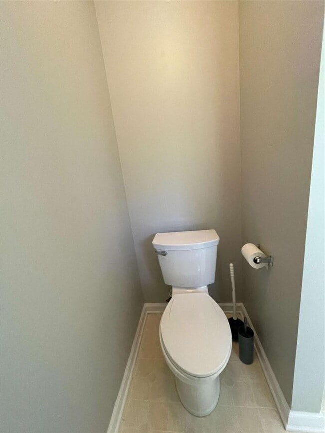 Building Photo - 2346 Delfern Dr NW