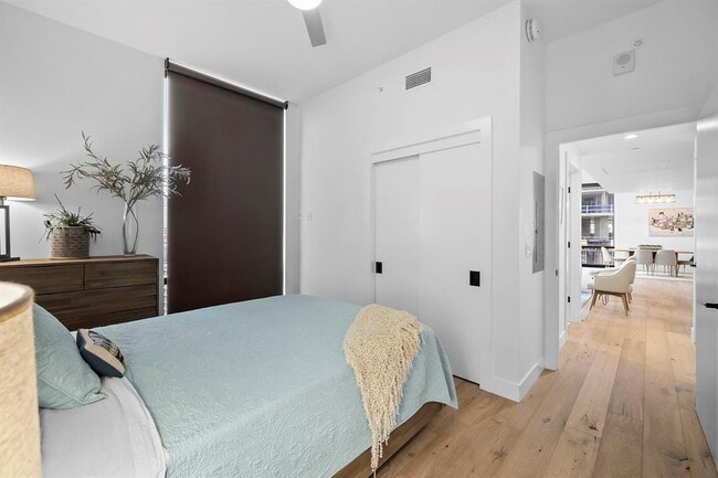 Building Photo - 70 Rainey St