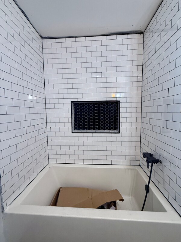 Building Photo - 380 Co Rd 1355