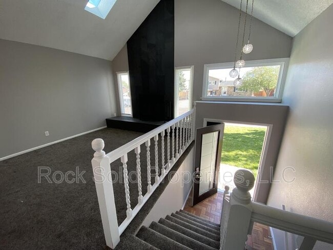 Building Photo - 5450 Atlantic Dr