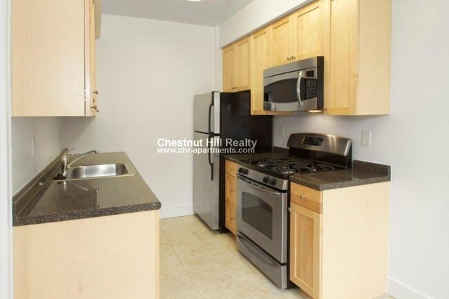 Building Photo - 2 bedroom in Cambridge MA 02138
