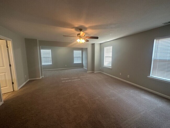 Building Photo - Great 3BR, 2.5BA home in Martinez!